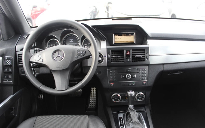 Mercedes-Benz GLK cena 57900 przebieg: 260435, rok produkcji 2012 z Dębno małe 562